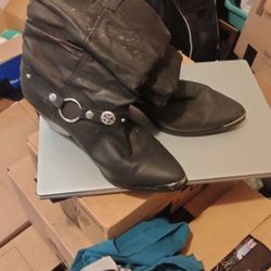 Black Dingo Boots