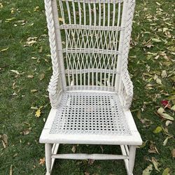 White Wicker Rocking Chair/Rocker