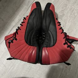 Jordan 12 Reverse Flu Games 
