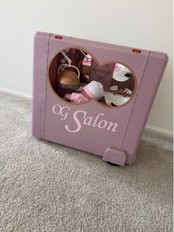 OG SALON with accessories