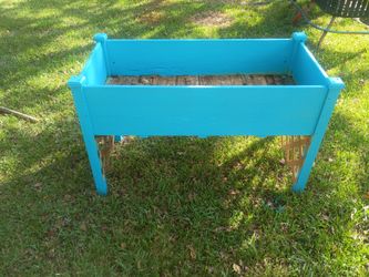 Raised flower bed