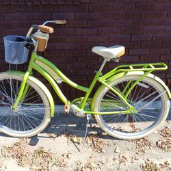 Green ,BklHuffy, Nel Lusso Classic Cruiser Bike With Basket In The Front 