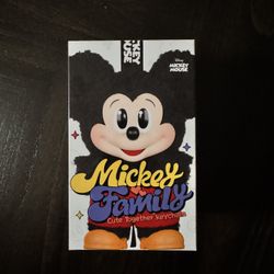 Mickey Family Cute Together Pendant Blind Box Pop Mart