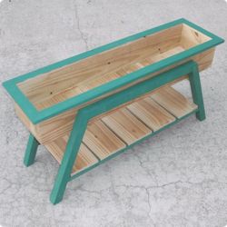 BEAUTIFUL "NEW" CUSTOM MADE RAISED WOOD PLANTER