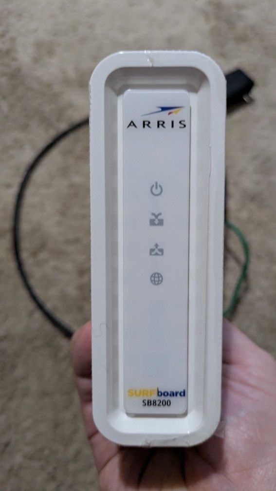 ARRIS SB8200 Surfboard DOCSIS 3.1 Cable Modem White