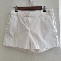 Nautica Flat Front Shorts Size 6