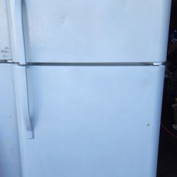 Refrigerator Kenmore