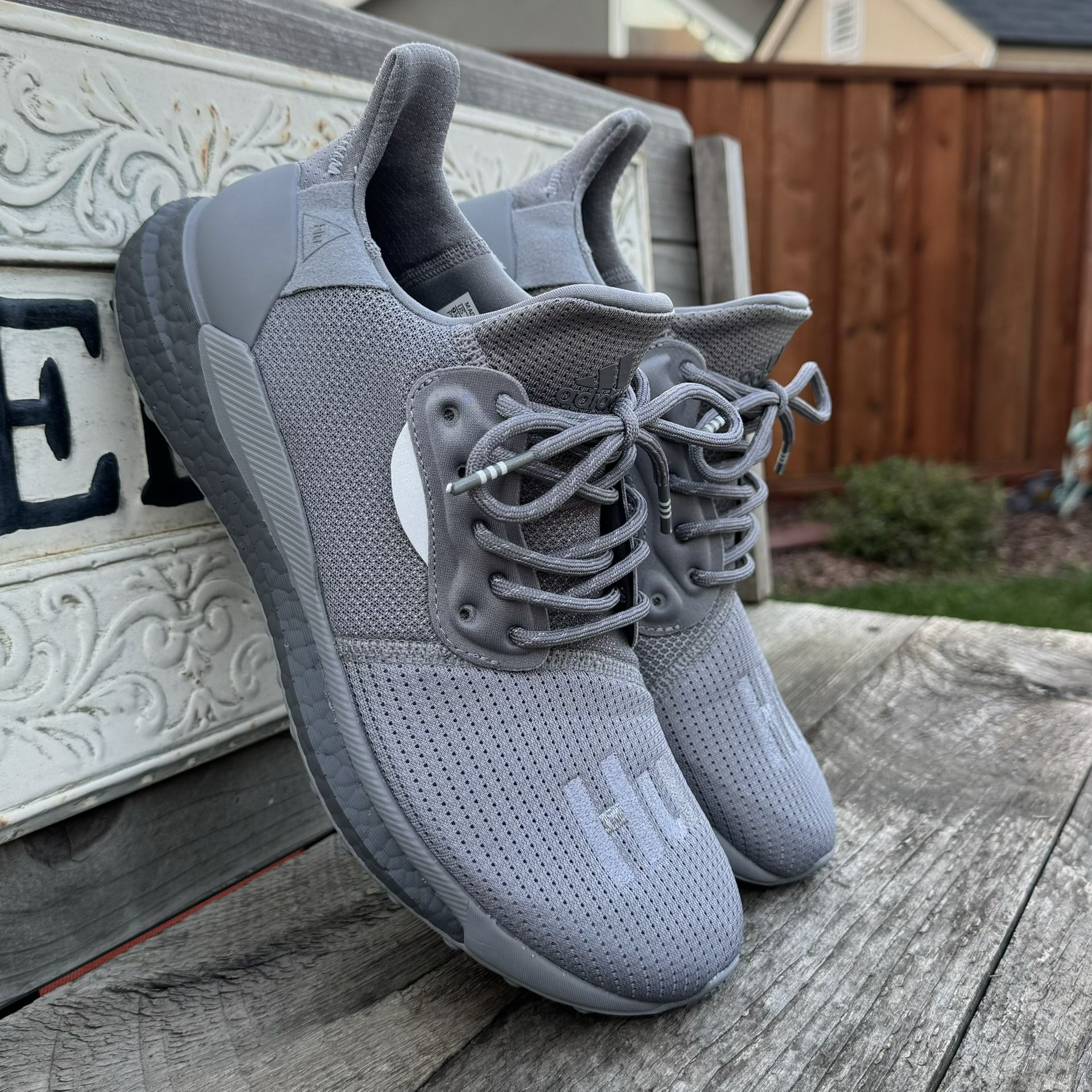 Adidas x Pharrell Williams Solar Hu ‘Grey’ Size 9.5 US Men’s Lifestyle Sneakers, EF2380, VNDS!