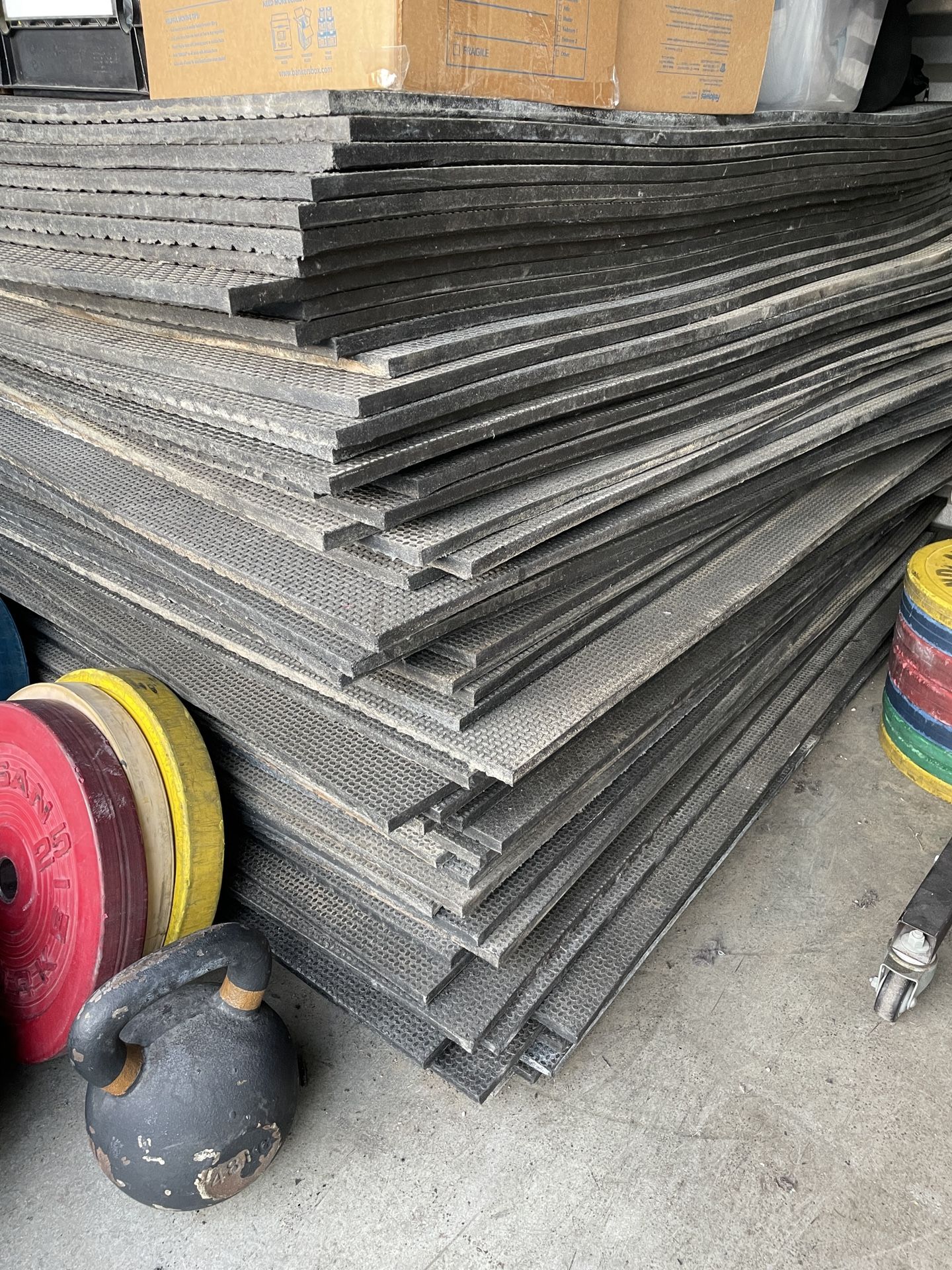 4x6 Heavy Duty Stall Mats 3/4” Thick for Sale in San Diego, CA OfferUp