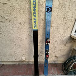 Solomon Skis With Bindings