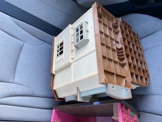Calico critter houses and accessories