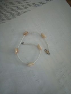 9inch hand strung bead and shell bracelet or anklet with lobster claw clasp