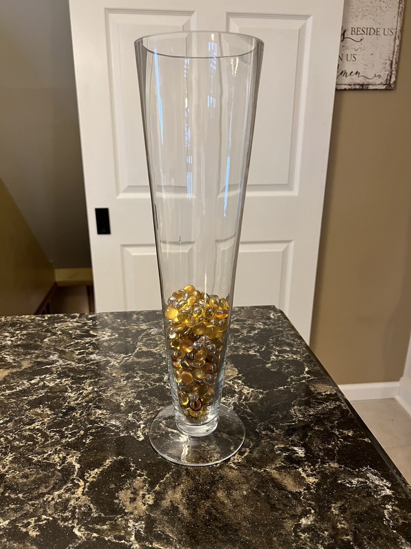 Pilsner Vases