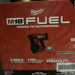 Milwaukee M18 Nail Gun 