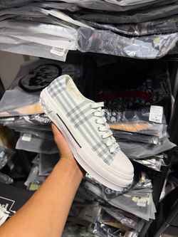 Burberry Men’s Low Top Sneakers