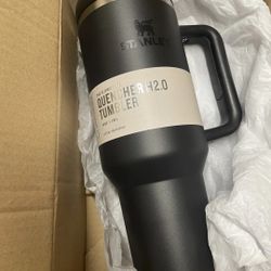 STANLEY Quencher H2.0 Tumbler with Handle and Straw 40 oz | Black 2.0