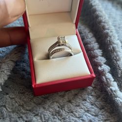 Anillo De Matrimonio Y De Compromiso 