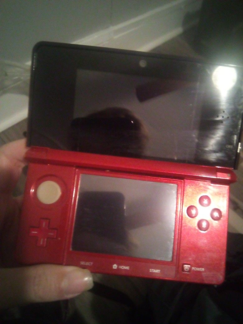 Nintendo 3ds Red With 2 Games And Charger