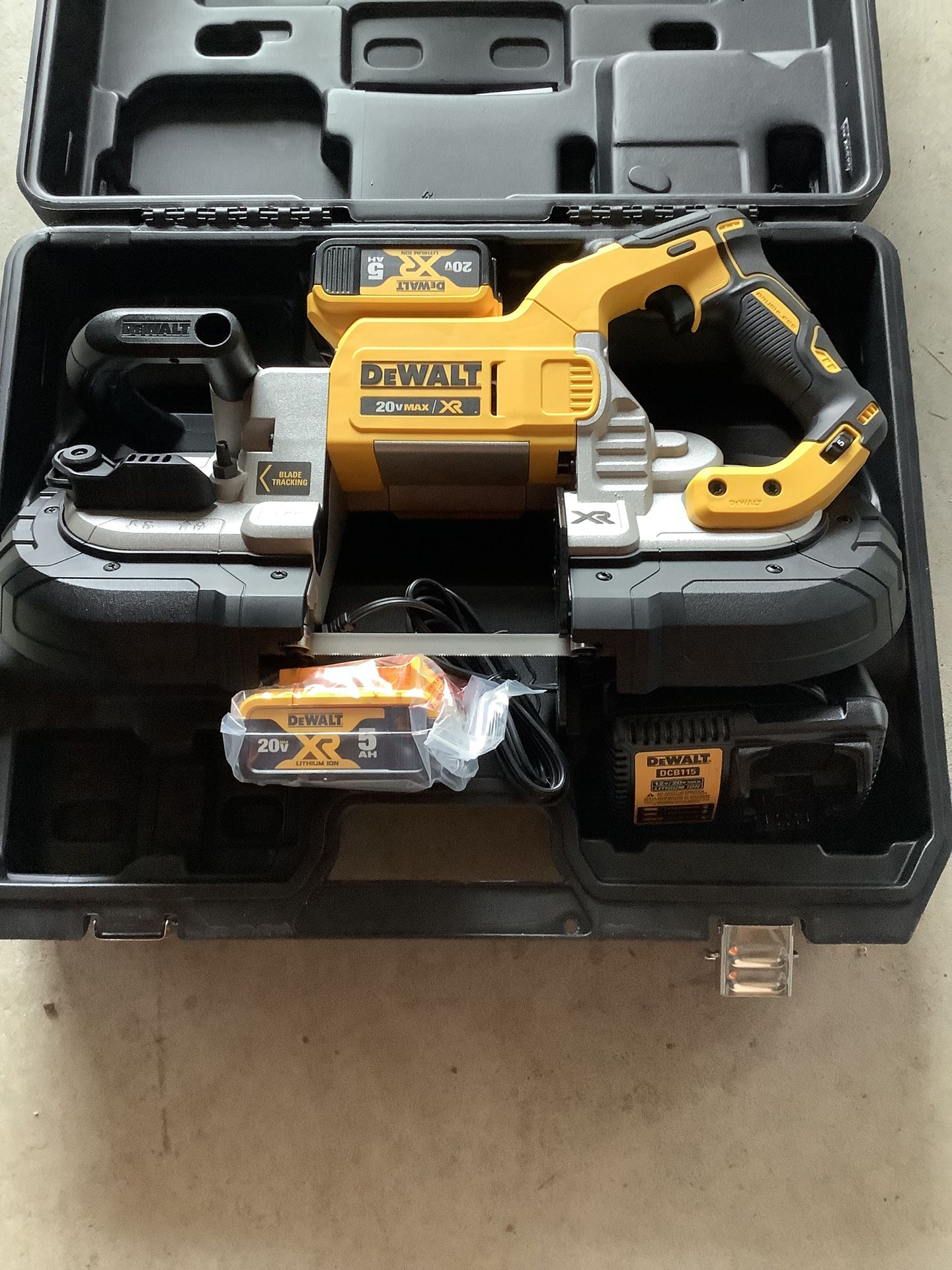DEWALT PORTA BAND, BRAND NEW