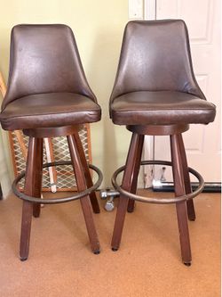 Counter Height Bar Stools  360 swivel