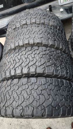 Set de llantas todo terreno bfgoodrich all Terrain ko2 LT 285/70/r/17 C año 2023
