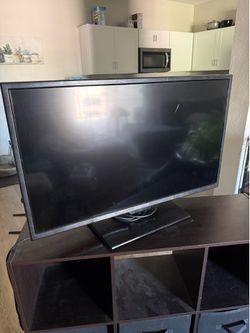 Sceptre 32” TV