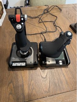 Logitech X52