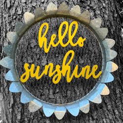 ‘hello sunshine’ indoor/outdoor decor