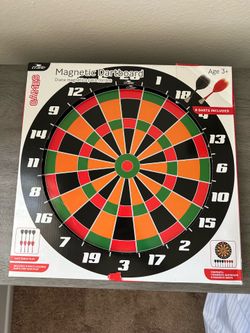 Magnetic Dartboard game