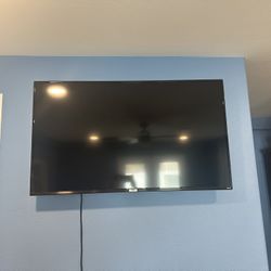 55” TCL TV