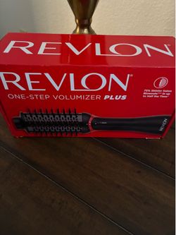 Revlon one-Step Volumizer Plus (New)