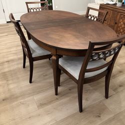 Dining Room table & chairs