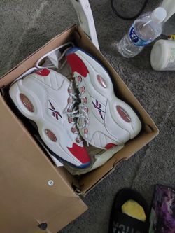Reebok ? Size 9