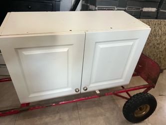 Wall cabinet
