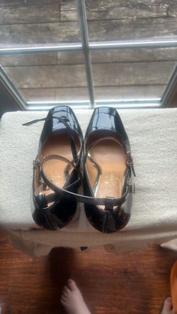Jessica Simpsons platform heel