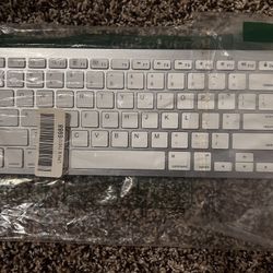 Wireless bluetooth keyboard