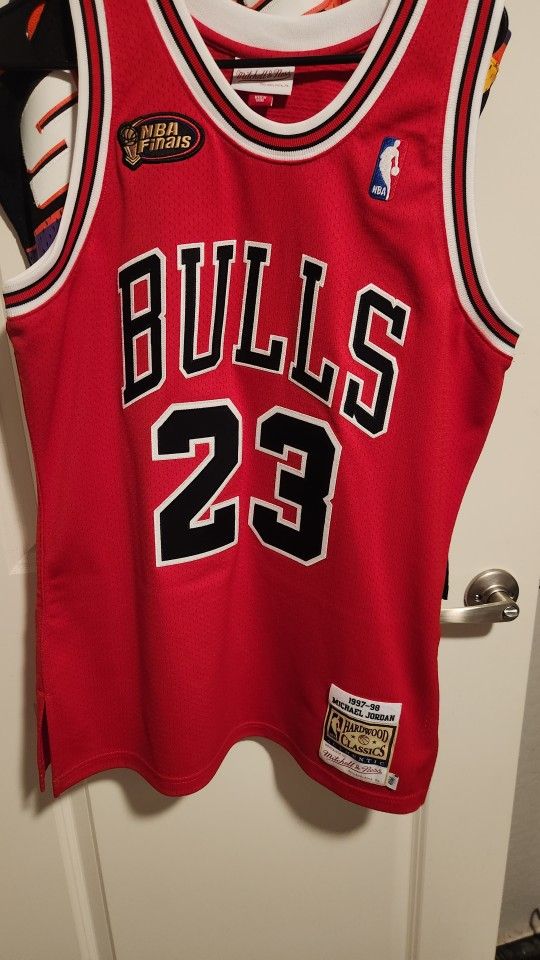 Mitchell And Ness Authentic Jordan 98 Finals Jersey