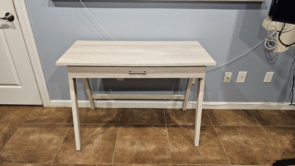 Desk And Chair , Great Condition