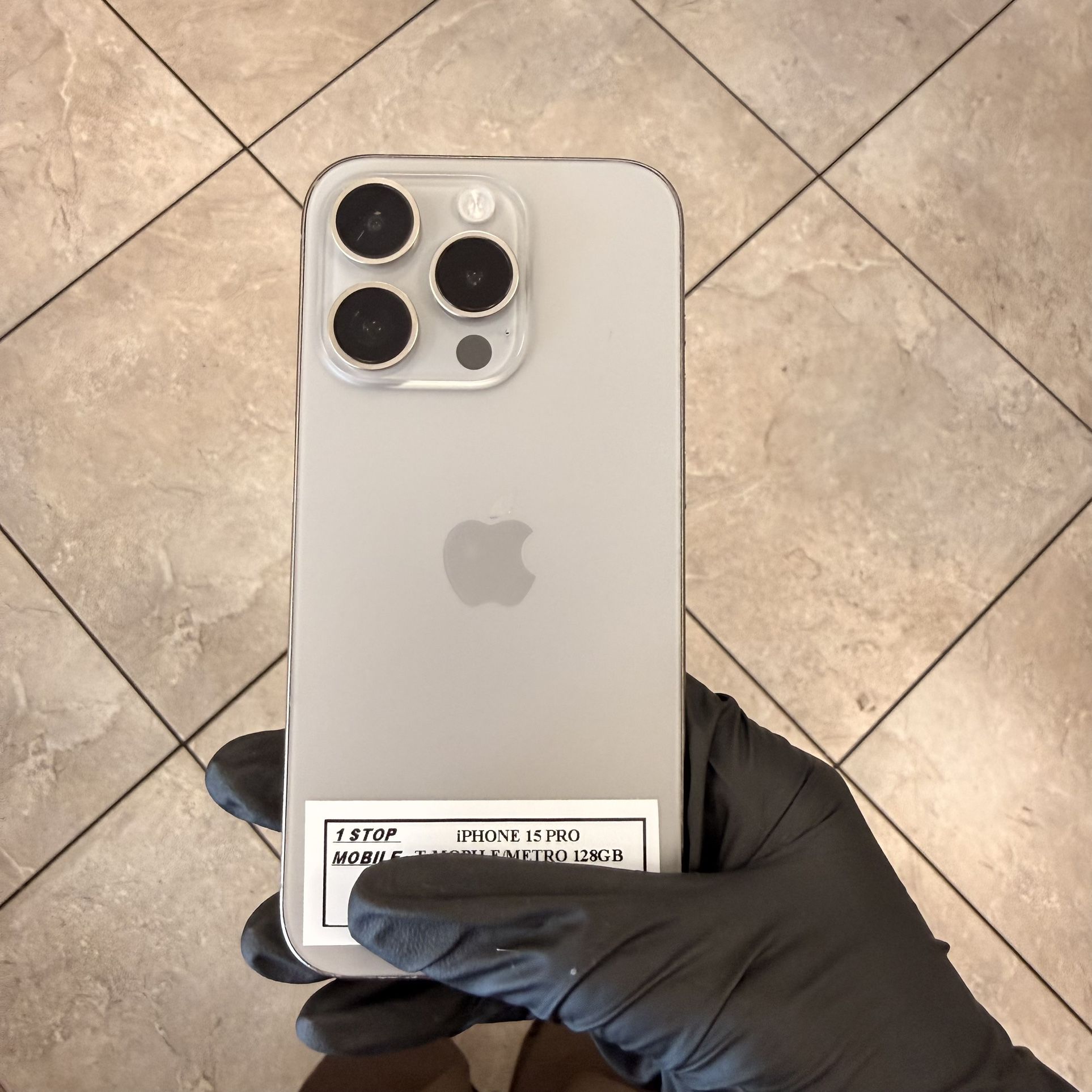 iPHONE 15 PRO T-MOBILE/METRO