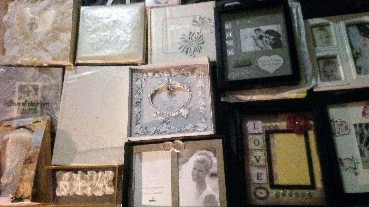 Lots Of Wedding Decor