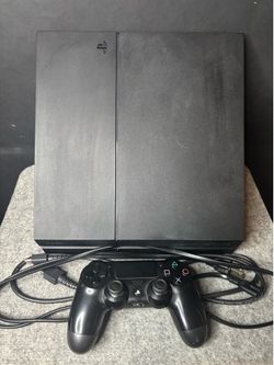 PS4 PLAYSTATION 4 + Controller