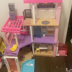 Barbie Dream house 