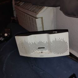 Bose Apple Radio With Aux