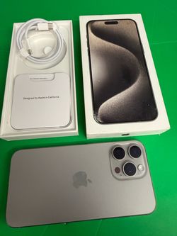 iPhone 15 pro max 256gb factory unlocked ( Liberado)