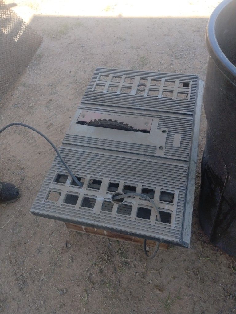 Old Bench Pro 10 Inch Saw