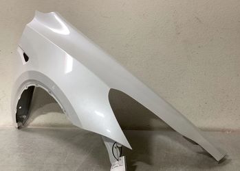 TESLA MODEL Y RIGHT FENDER 2023