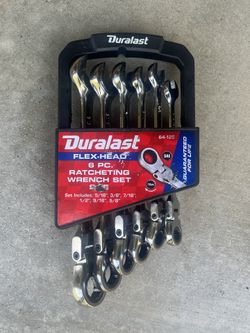 Flexible head ratcheting wrenches 