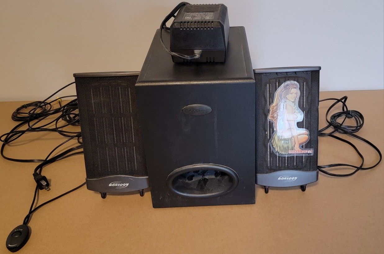 Monsoon MM-702 Computer Speakers