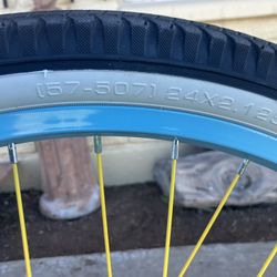 24” Beach Cruiser Like New Condition 