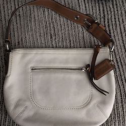 Lnew Leather coach handbag very nice only $40